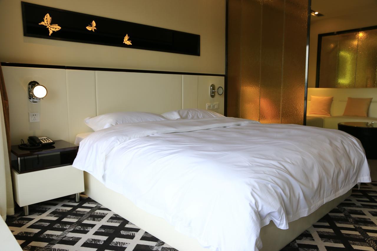 D•Mark Hotel Guiyang  Buitenkant foto